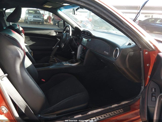 Scion FR-S 2015 JF1ZNAA13F9702152 Image 5