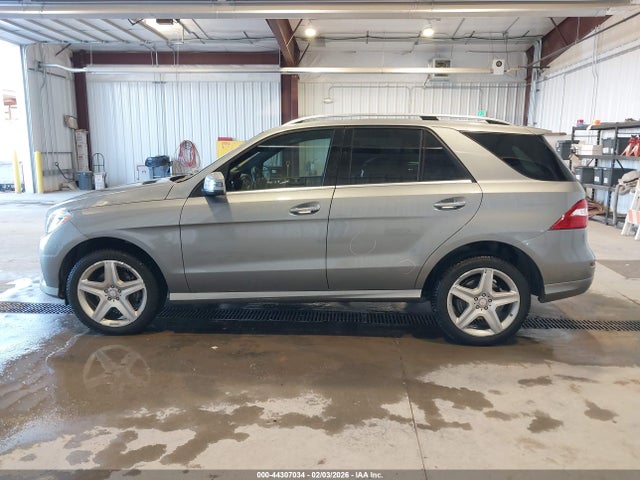 Aukcja sprzedaży 2015 Mercedes-benz Ml 400 4matic, vin: 4JGDA5GB7FA483133, numer aukcji: 44307034