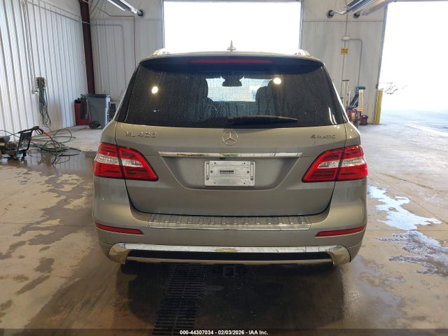 Aukcja sprzedaży 2015 Mercedes-benz Ml 400 4matic, vin: 4JGDA5GB7FA483133, numer aukcji: 44307034