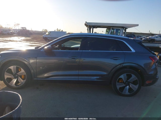 WA1VAAGE8KB006463 Audi E-tron Premium Plus