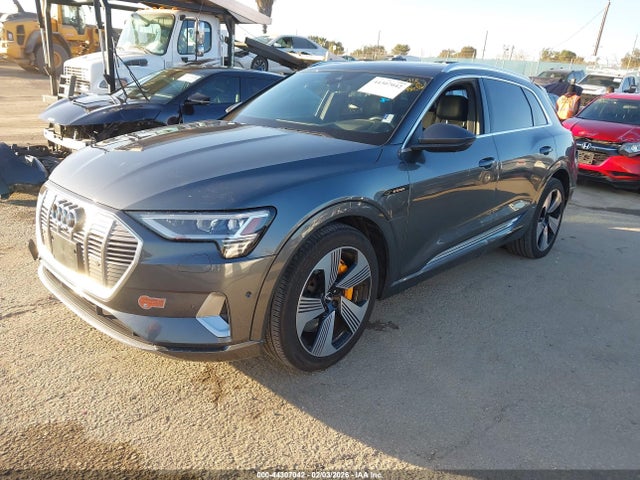 2019 AUDI E-TRON WA1VAAGE8KB006463 Photo 1