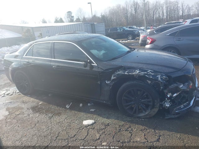 Aukcja sprzedaży 2018 Chrysler 300 Touring L, vin: 2C3CCAAG9JH203847, numer aukcji: 44307046