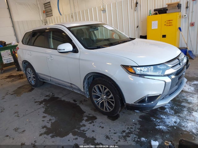 2017 MITSUBISHI OUTLANDER JA4AZ3A36HZ016175 Photo 0