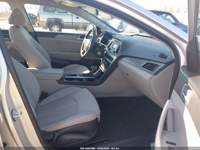 5NPE24AF9FH127478 Hyundai SONATA SE