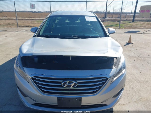 5NPE24AF9FH127478 Hyundai SONATA SE