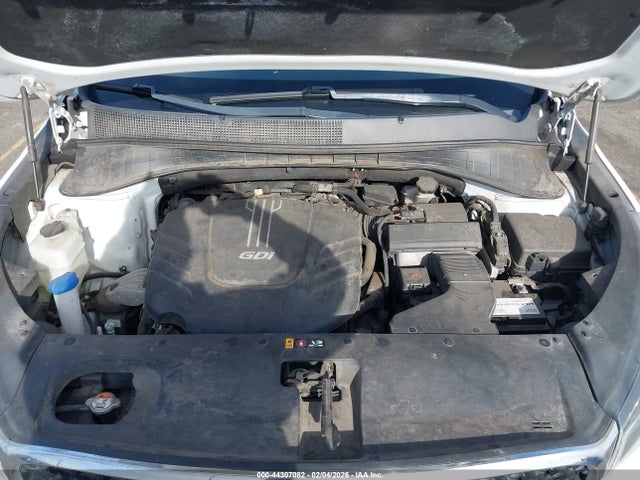 5XYPGDA56GG060879 KIA Sorento 3.3l Lx