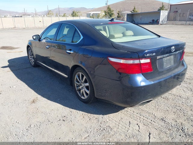 2008 LEXUS LS 460 JTHBL46F685056427 Photo 2