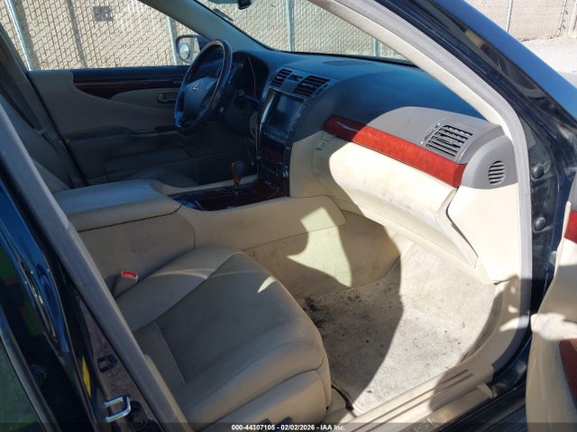 2008 LEXUS LS 460 JTHBL46F685056427 Photo 4