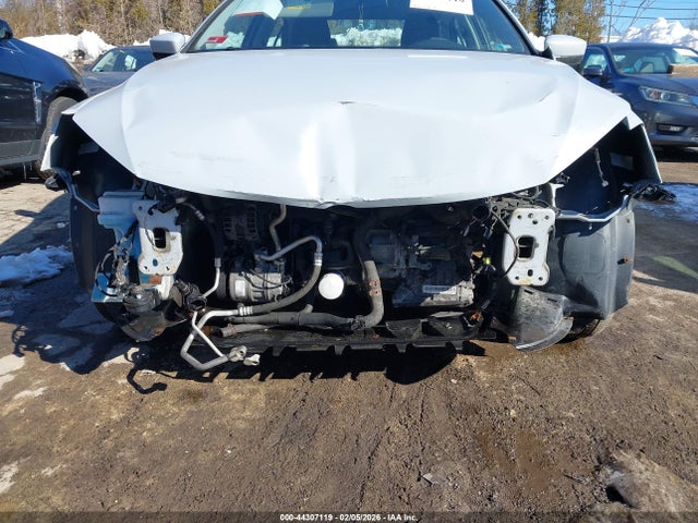 44307119 :رقم المزاد ، 3VW2B7AJ3HM388320 vin ، 2017 Volkswagen Jetta 1.4t S مزاد بيع