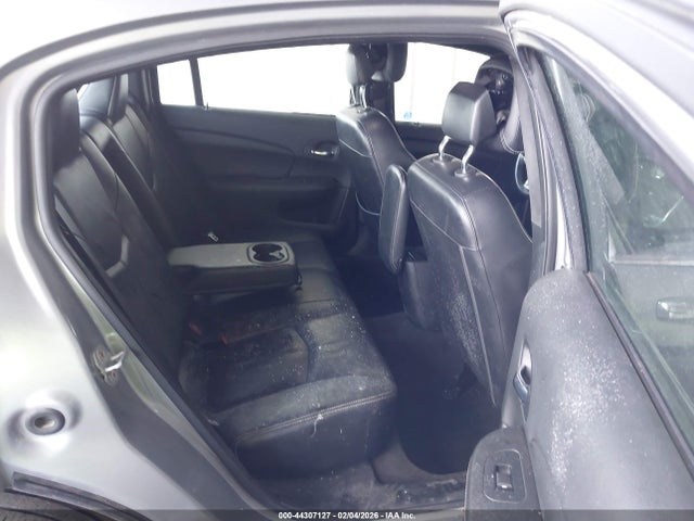 44307127 :رقم المزاد ، 1C3CCBCG1DN521010 vin ، 2013 Chrysler 200 Limited مزاد بيع