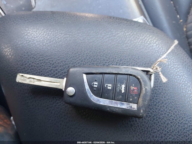 4T1G11AK2MU467304 Toyota CAMRY SE