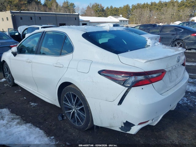 4T1G11AK2MU467304 Toyota CAMRY SE