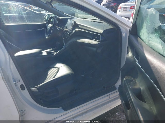 4T1G11AK2MU467304 Toyota CAMRY SE