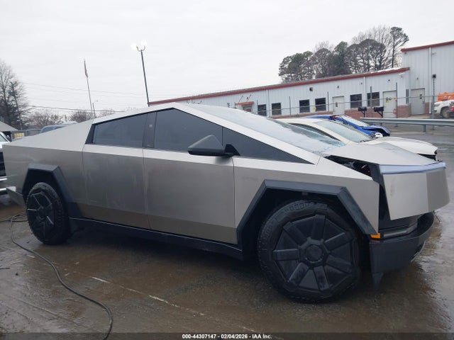 Продажа на аукционе авто 2024 Tesla Cybertruck All-wheel Drive, vin: 7G2CEHED4RA020947, номер лота: 44307147