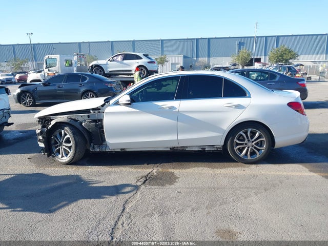 Продажа на аукционе авто 2016 Mercedes-benz C 300, vin: 55SWF4JB7GU102907, номер лота: 44307157