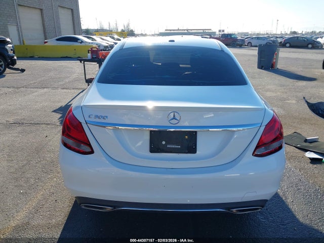 Продажа на аукционе авто 2016 Mercedes-benz C 300, vin: 55SWF4JB7GU102907, номер лота: 44307157