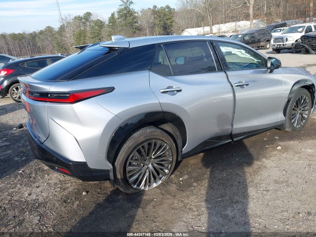 2023 LEXUS RZ 450E JTJAAAAB4PA006134 Photo 3