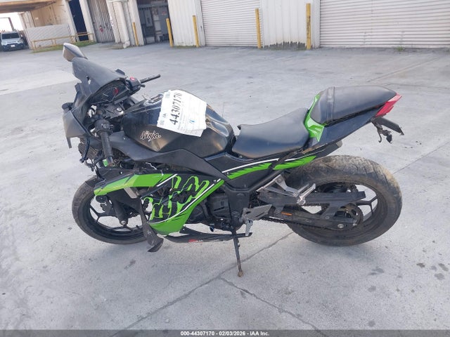 Kawasaki Ex300 A 2016 JKAEX8A1XGDA27763 Image 12