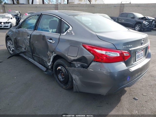 44307180 :رقم المزاد ، 1N4AL3AP7HC152169 vin ، 2017 Nissan Altima 2.5 S مزاد بيع
