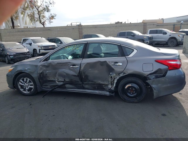 44307180 :رقم المزاد ، 1N4AL3AP7HC152169 vin ، 2017 Nissan Altima 2.5 S مزاد بيع