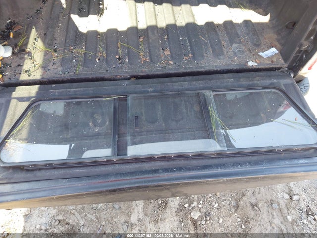 1C6RR7NM7JS312878 RAM 1500 Laramie 4x4 5&#039;7 Box