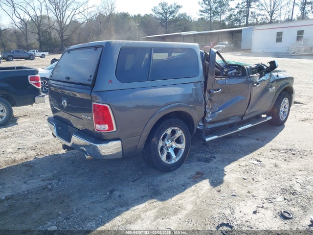 1C6RR7NM7JS312878 RAM 1500 Laramie 4x4 5&#039;7 Box