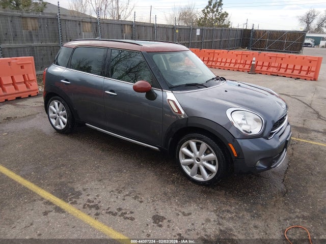 2016 MINI COUNTRYMAN WMWZC5C59GWT38648 Photo 0