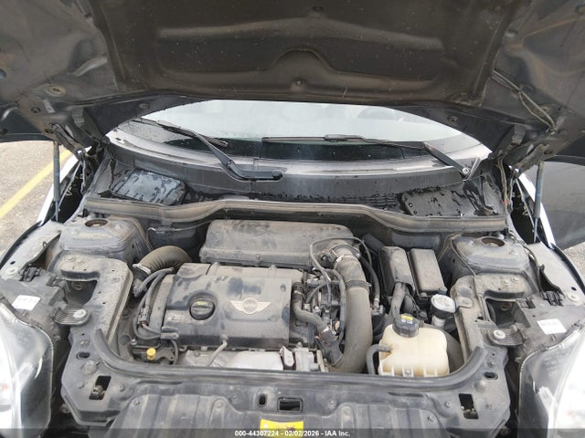 2016 MINI COUNTRYMAN WMWZC5C59GWT38648 Photo 9