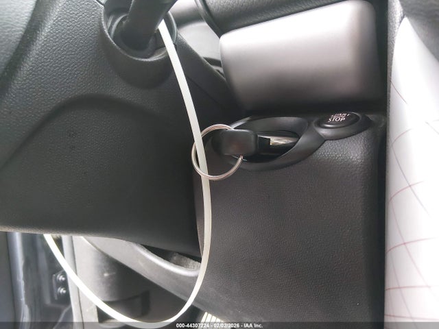 2016 MINI COUNTRYMAN WMWZC5C59GWT38648 Photo 10