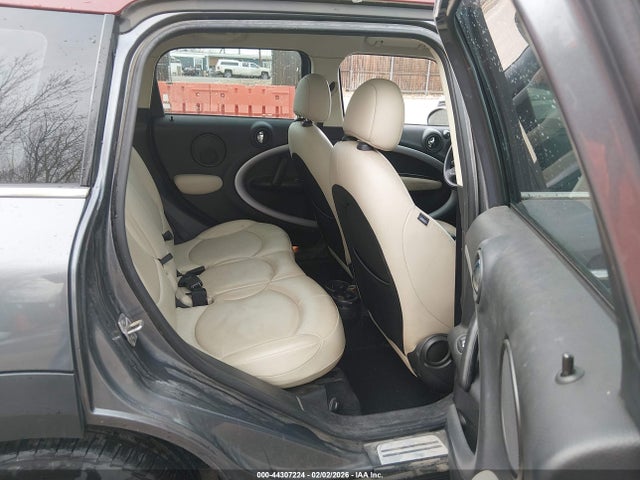 2016 MINI COUNTRYMAN WMWZC5C59GWT38648 Photo 7