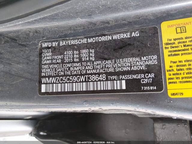 2016 MINI COUNTRYMAN WMWZC5C59GWT38648 Photo 8