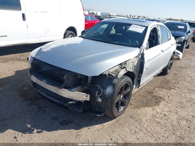 2015 Bmw 328i მანქანა იყიდება აუქციონზე, vin: WBA3A5C50FF606433, აუქციონის ნომერი: 44307231