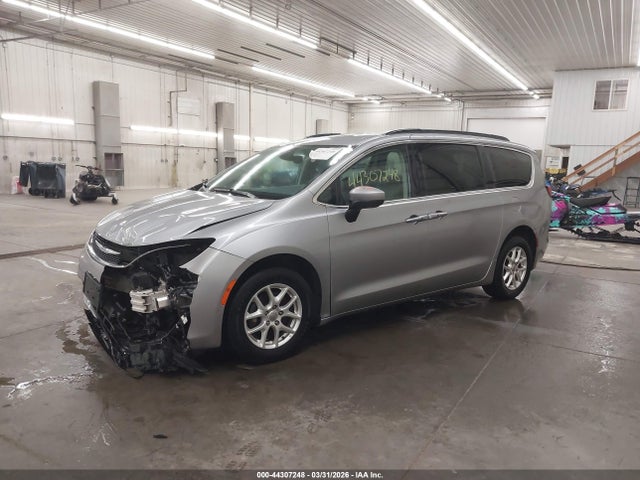 Продажа на аукционе авто 2020 Chrysler Voyager Lxi, vin: 2C4RC1DG3LR157110, номер лота: 44307248