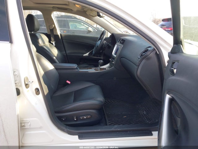 44307253 :رقم المزاد ، JTHCK262X92032367 vin ، 2009 Lexus Is 250 مزاد بيع