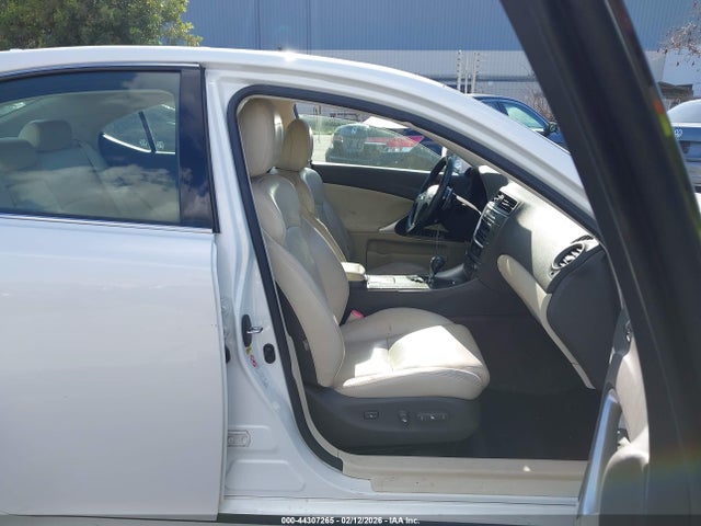 44307265 :رقم المزاد ، JTHBF5C29A2096443 vin ، 2010 Lexus Is 250 مزاد بيع