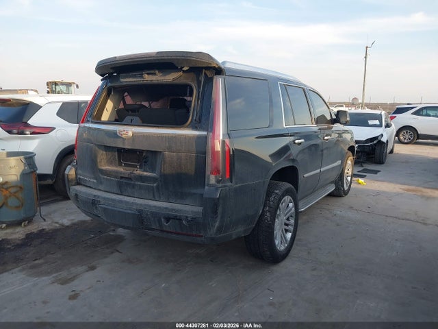 44307281 :رقم المزاد ، 1GYS3AKJ7LR140813 vin ، 2020 Cadillac Escalade 2wd Standard مزاد بيع