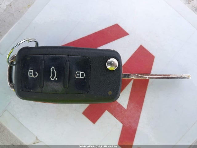 Продажа на аукционе авто 2011 Volkswagen Jetta 2.0l Tdi, vin: 3VWLL7AJ4BM110003, номер лота: 44307301