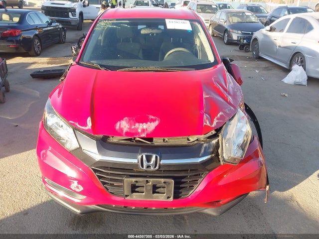 3CZRU5H31JG700821 Honda HR-V LX