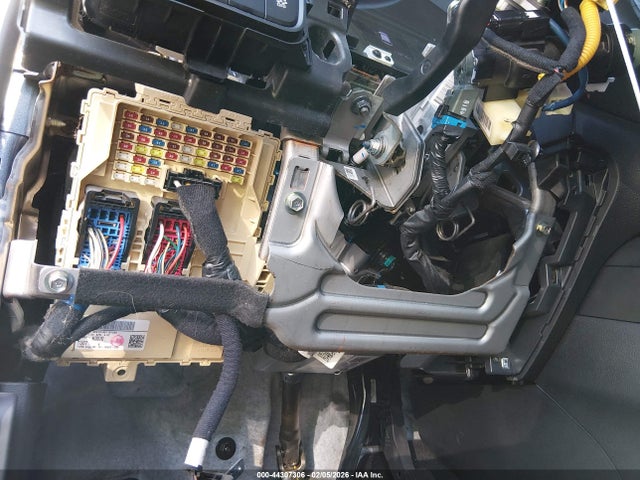 KNDJ23AU6L7099257 KIA SOUL LX