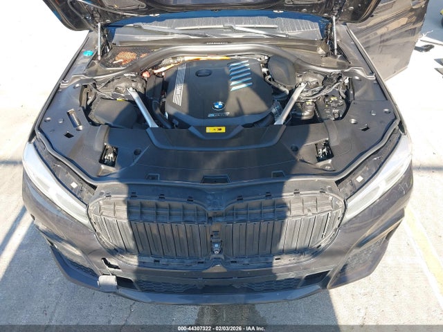 WBA7W4C08LBM70704 BMW 745e Xdrive Iperformance