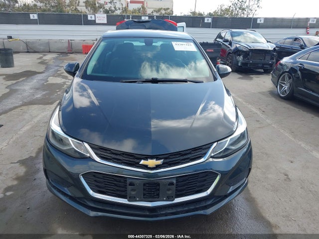 1G1BE5SM8H7158802 Chevrolet Cruze Lt Auto