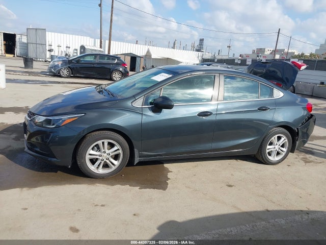 1G1BE5SM8H7158802 Chevrolet Cruze Lt Auto