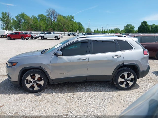 1C4PJLLB7KD114499 Jeep Cherokee Latitude Plus Fwd