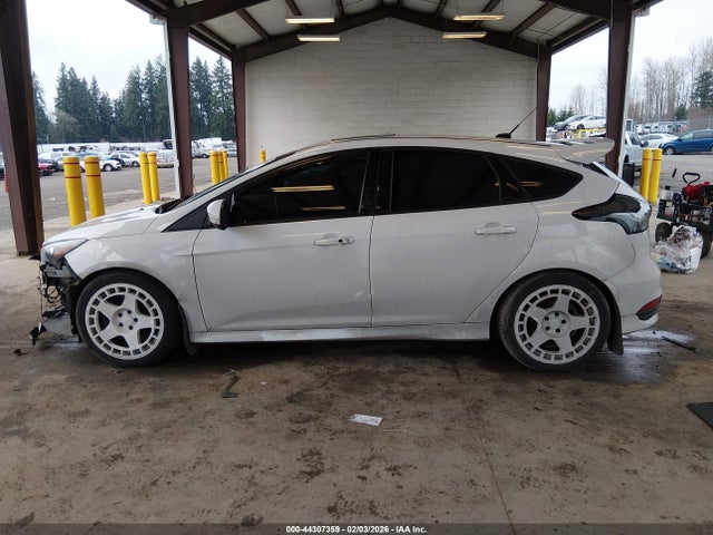 1FADP3L97JL283009 Ford FOCUS ST
