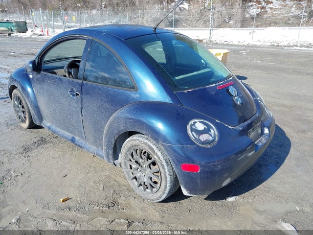 2001 VOLKSWAGEN NEW BEETLE 3VWCK21C21M441071 Photo 2