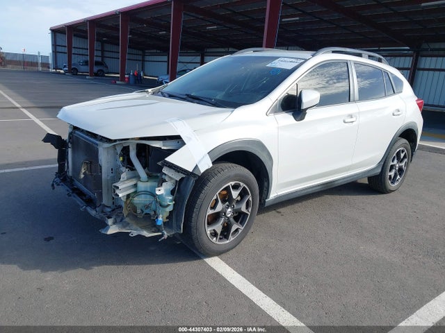 Subaru Crosstrek 2.0i Premium 2018 JF2GTABC3JH224662 Image 2