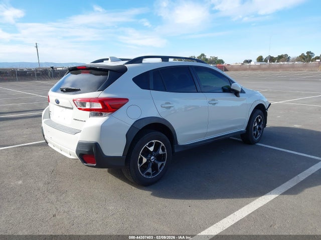 Subaru Crosstrek 2.0i Premium 2018 JF2GTABC3JH224662 Image 4