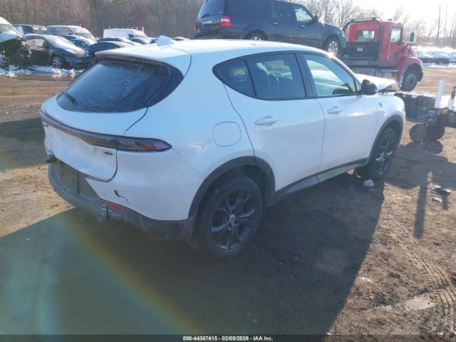 2023 DODGE HORNET ZACNDFBN4P3A04991 Photo 3