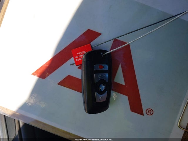 2018 BMW 320I WBA8E5G5XJNU45995 Photo 10