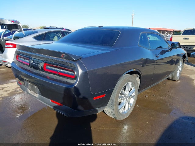 Dodge Challenger Sxt Awd 2023 2C3CDZGGXPH642308 Image 4